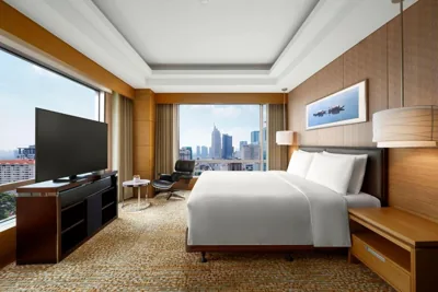디럭스 코너 킹룸 — JW Marriott Hotel and Suites Saigon